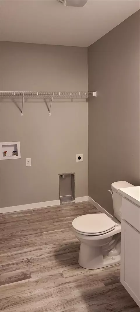 852 Grindstone Cir, Waterloo, IA 50702 photo 5