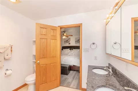 802 Sonya Dr, Waterloo, IA 50702 photo 16