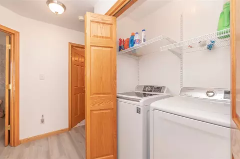 802 Sonya Dr, Waterloo, IA 50702 photo 12