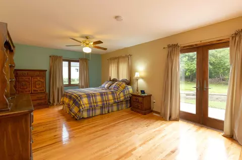 142 Vincent, Waterloo, IA 50701 photo 12