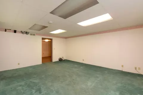 142 Vincent, Waterloo, IA 50701 photo 20