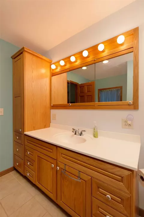 142 Vincent, Waterloo, IA 50701 photo 13