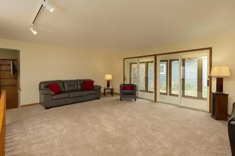 142 Vincent, Waterloo, IA 50701 photo 11