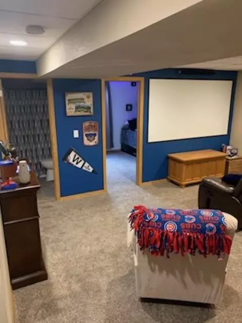 5008 Millenium Dr, Cedar Falls, IA 50613 photo 8