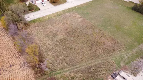 205 Meadow Ln, Sumner, IA 50674 photo 3