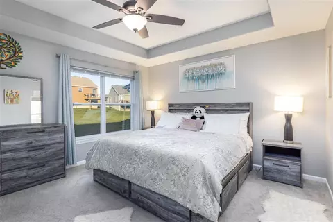734 Grindstone Cir, Waterloo, IA 50702 photo 8