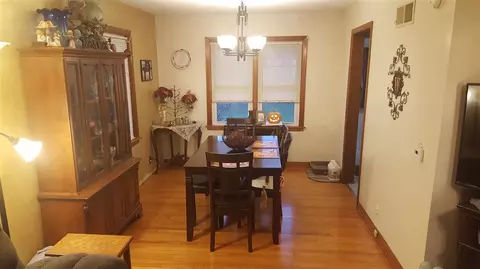 309 E Centre St, Garnavillo, IA 52049 photo 5