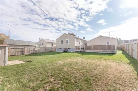 1845 E Ridgeway Ave, Waterloo, IA 50702 photo 25