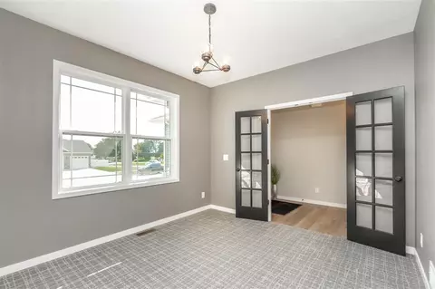 1107 Partridge Ln, Waterloo, IA 50701 photo 5