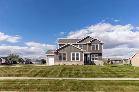 1107 Partridge Ln, Waterloo, IA 50701 photo 2