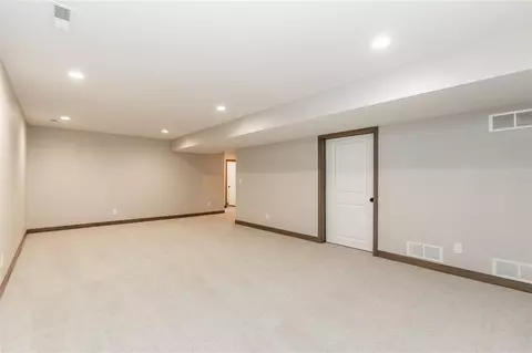 1107 Partridge Ln, Waterloo, IA 50701 photo 27
