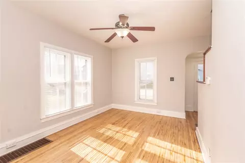 704 Bluff St, Cedar Falls, IA 50613 photo 7