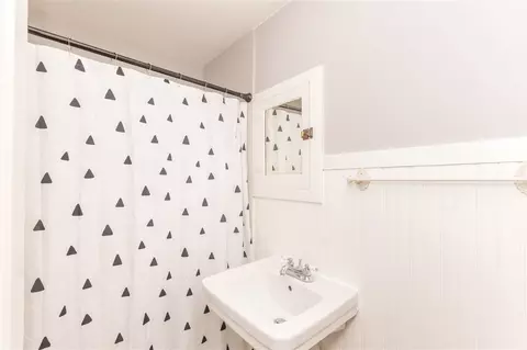 704 Bluff St, Cedar Falls, IA 50613 photo 11