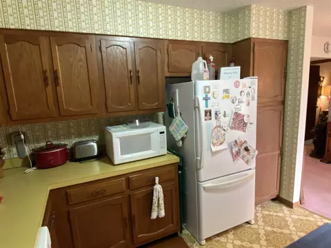 843 Olympic Dr, Waterloo, IA 50701 photo 8