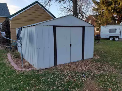 737 E 3rd St, Cresco, IA 52136 photo 15