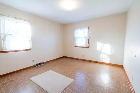 705 Mill St, Traer, IA 50675 photo 13