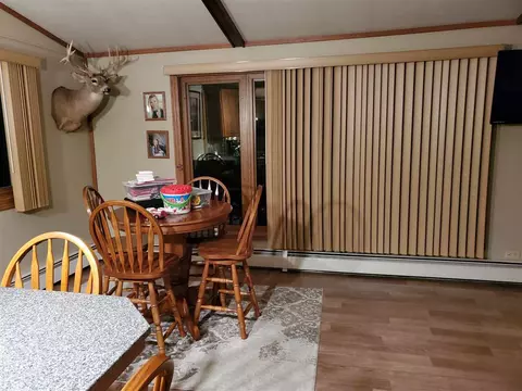 933 E 7th Ave, Cresco, IA 52136 photo 4