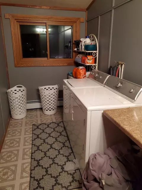 933 E 7th Ave, Cresco, IA 52136 photo 6