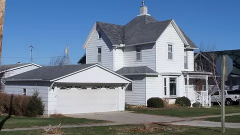 501 4th St, Gladbrook, IA 50635 photo 22