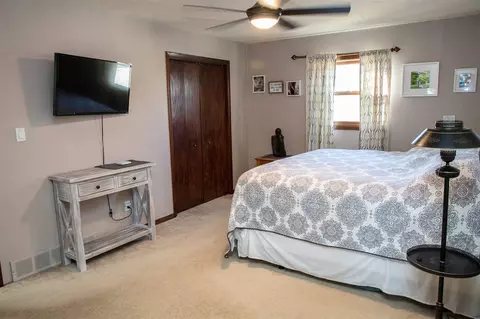 306 Lambeth Rd, Waterloo, IA 50701 photo 23