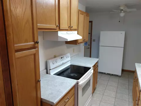 155 Letsch Rd, Waterloo, IA 50701 photo 4