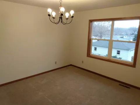 155 Letsch Rd, Waterloo, IA 50701 photo 12