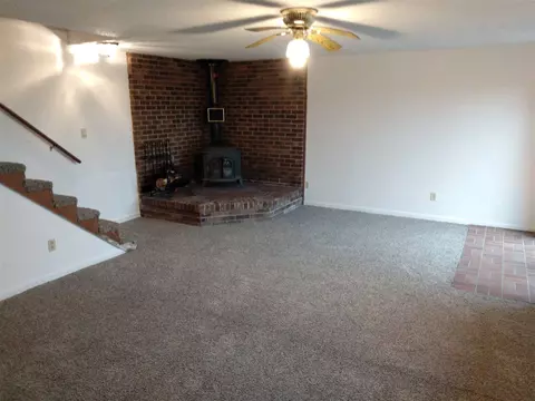 155 Letsch Rd, Waterloo, IA 50701 photo 8