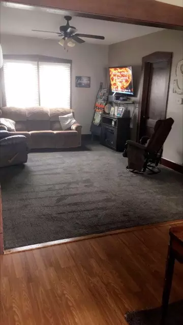 508 Main St, Clutier, IA 52217 photo 2