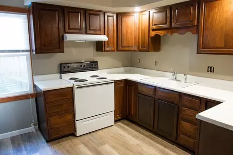 1201 1203 Bertch Ave, Waterloo, IA 50702 photo 3