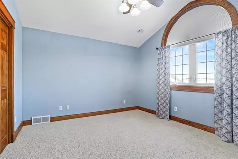 3222 Pendleton Dr, Cedar Falls, IA 50613 photo 16