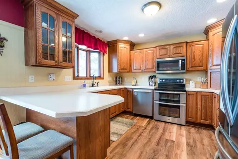 4103 Sable Ln, Cedar Falls, IA 50613 photo 4