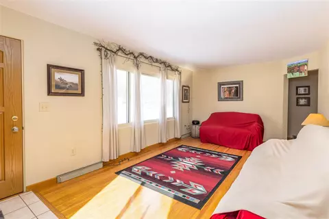 137 Vincent Rd, Waterloo, IA 50701 photo 4