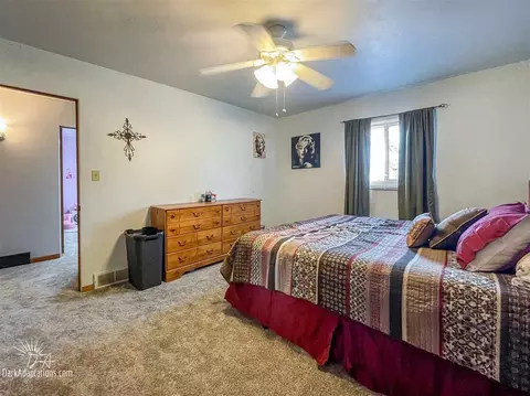 149 Vincent Rd, Waterloo, IA 50701 photo 12