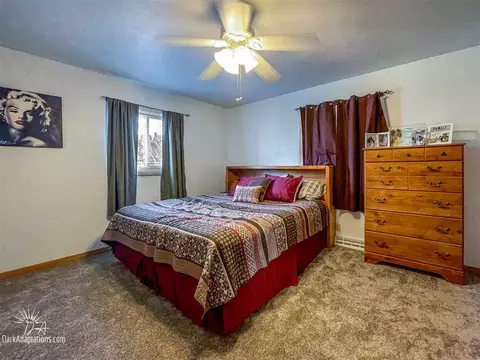 149 Vincent Rd, Waterloo, IA 50701 photo 11