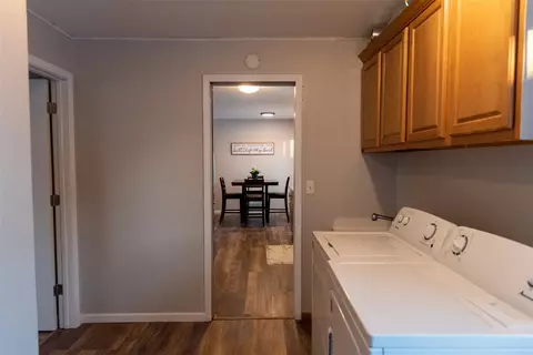 219 Elder St, Dike, IA 50624 photo 9