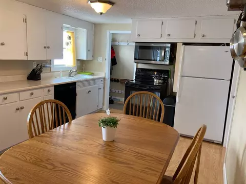 210 Eagle St, Denver, IA 50622 photo 7