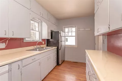 135 Cornwall, Waterloo, IA 50702 photo 11