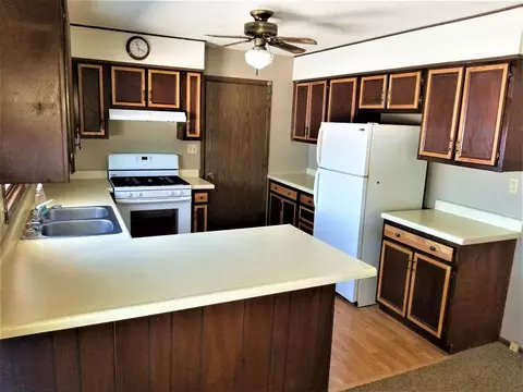 507 Malone Ave, Readlyn, IA 50668 photo 6