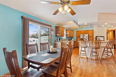 1027 Triangle Dr, Shell Rock, IA 50670 photo 9