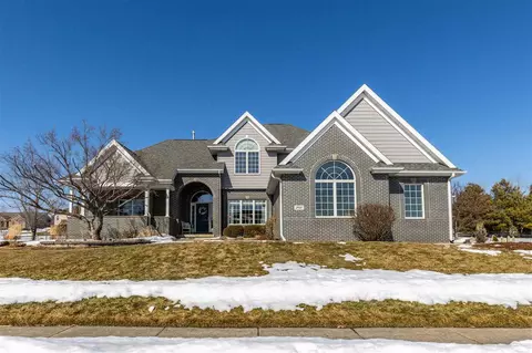 2921 Pendleton Dr, Cedar Falls, IA 50613 photo 1