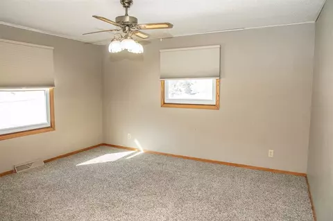 1022 Triangle Dr, Shell Rock, IA 50670 photo 17