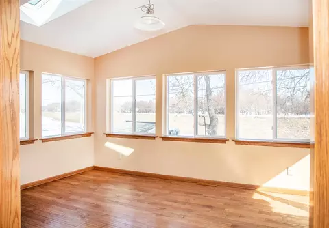 1022 Triangle Dr, Shell Rock, IA 50670 photo 8