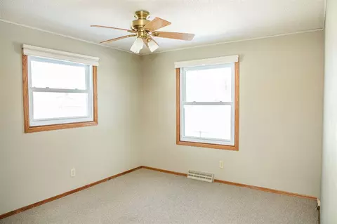 1022 Triangle Dr, Shell Rock, IA 50670 photo 16
