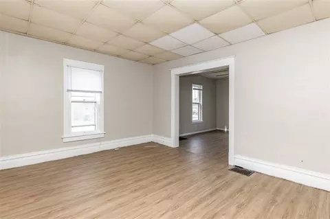 1003 Bertch Ave, Waterloo, IA 50702 photo 5