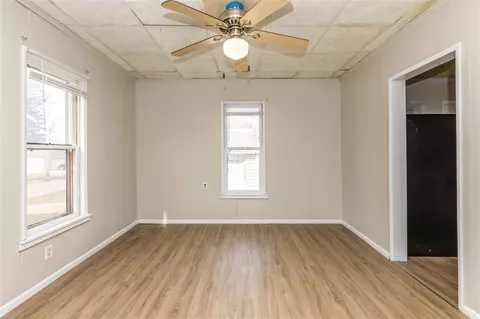 1003 Bertch Ave, Waterloo, IA 50702 photo 8