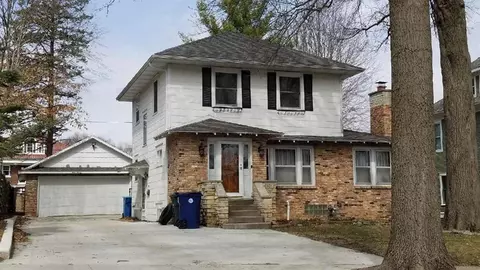 320 Sunset Rd, Waterloo, IA 50701 photo 1