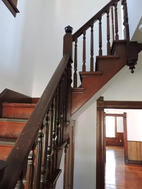 307 E Main St, Decorah, IA 52101 photo 6