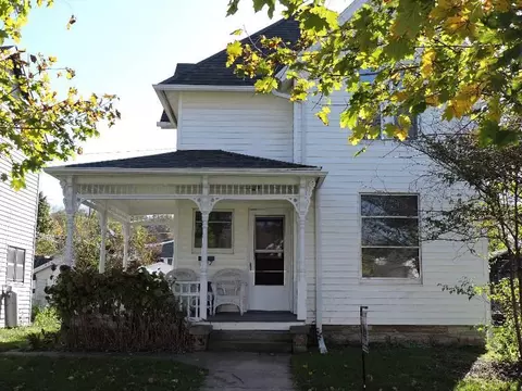 307 E Main St, Decorah, IA 52101 photo 1