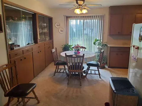 333 E State St, Dike, IA 50624 photo 6
