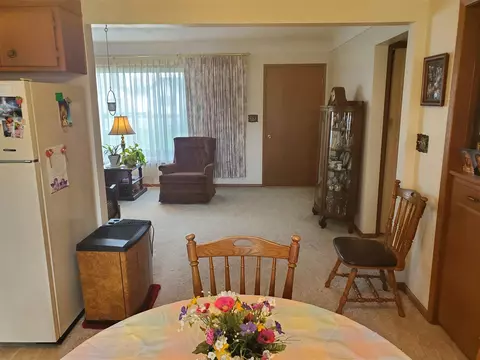 333 E State St, Dike, IA 50624 photo 7